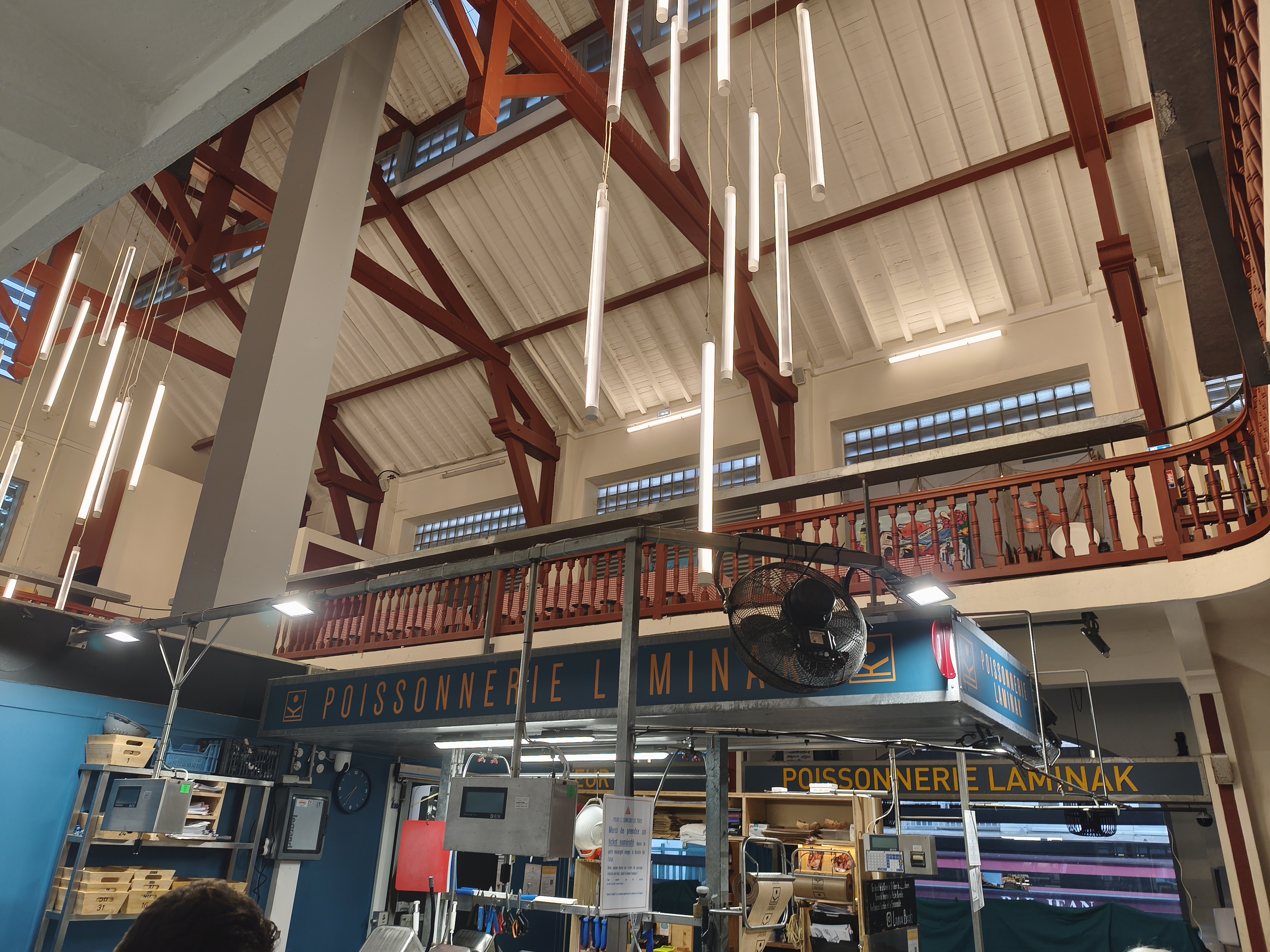 Indoor market visited during the Multimat conference